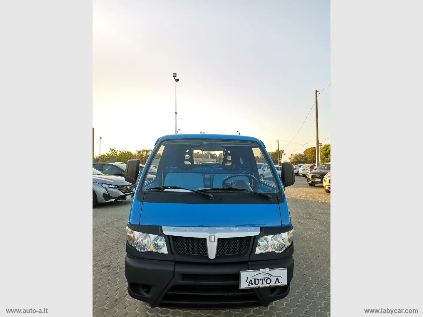 Piaggio Porter PORTER 1.3 ECO POWER GPL MAXXI CASSONE FISSO LUNGO Blu/Azzurro - 2