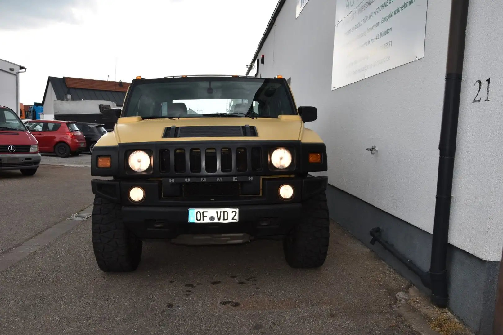 HUMMER H2 6.2  SUT V8 Luxury PickUp 2.Serie mit 398 PS Gelb - 2