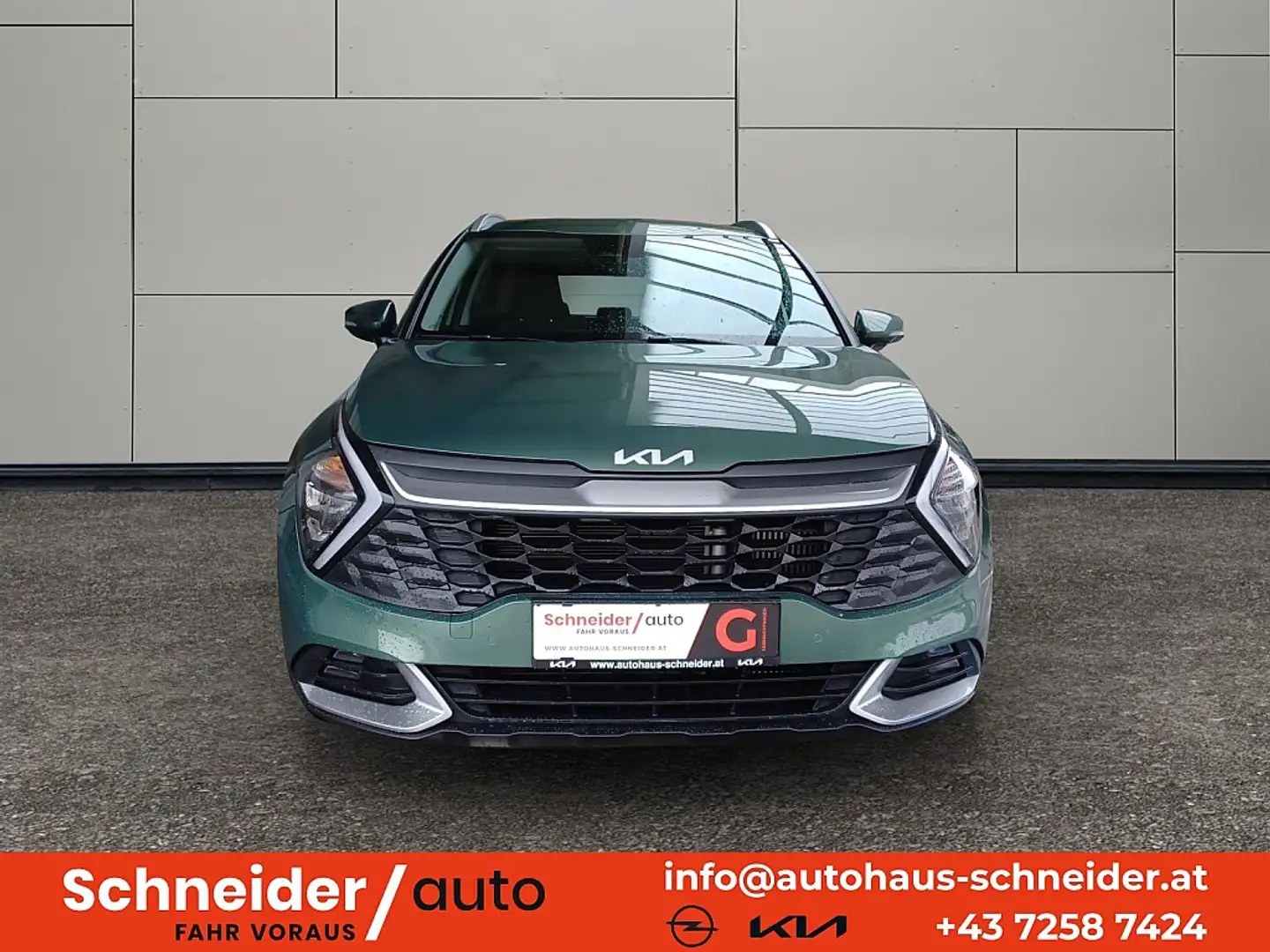 Kia Sportage 1,6 CRDI 48V Silber+ AWD Grün - 2