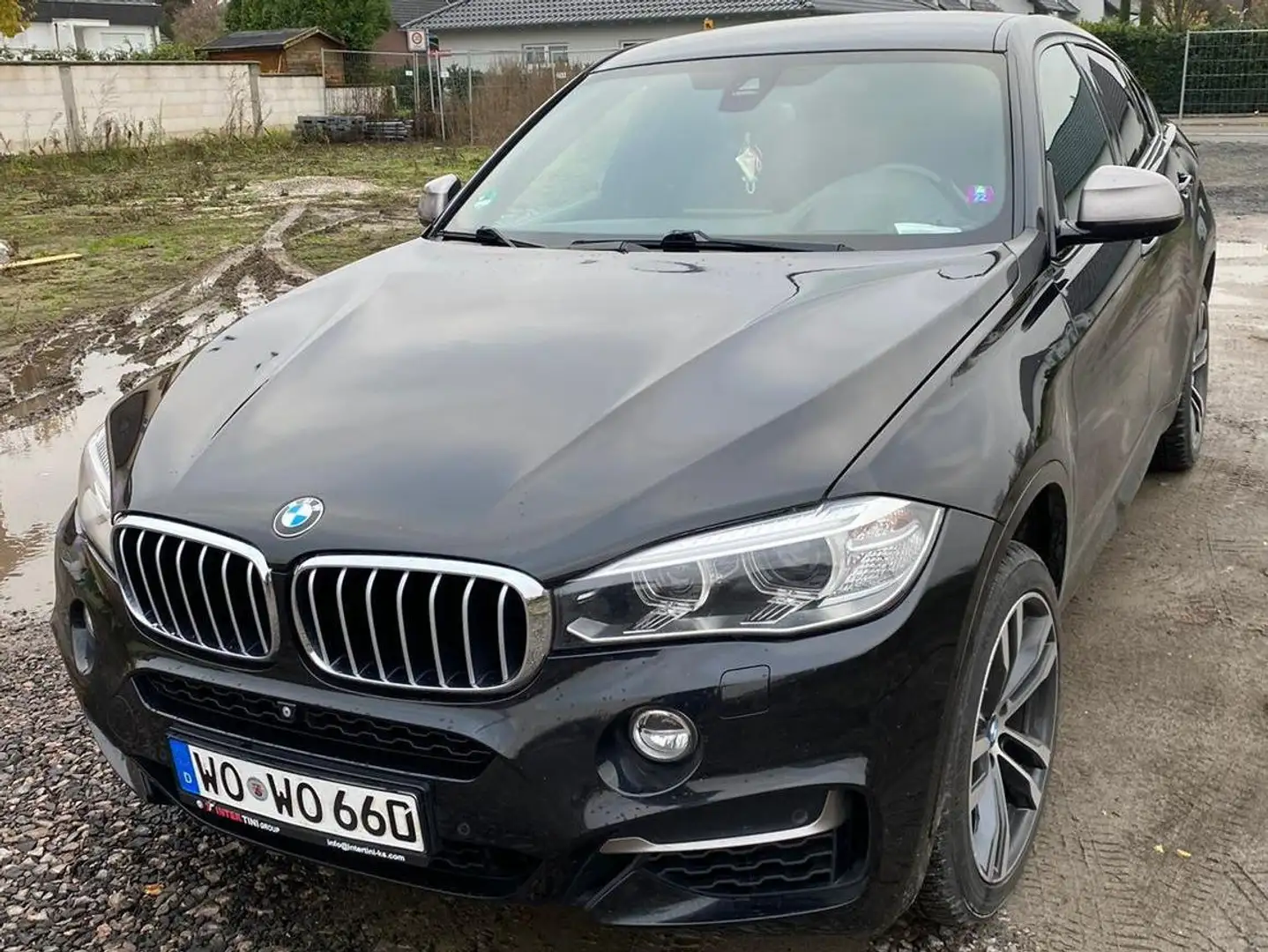 BMW X6 M X6 M50d Schwarz - 1