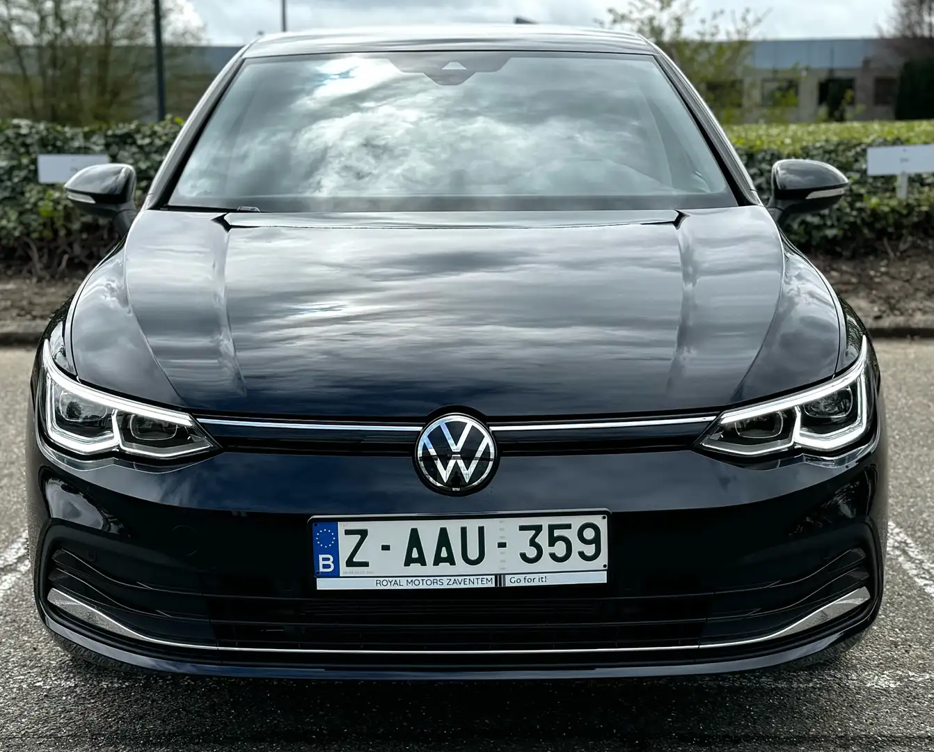 Volkswagen Golf 1.0 eTSI DSG MOVE|AMBIENTE|CARPLAY|VW GARANTIE 25 Zwart - 1