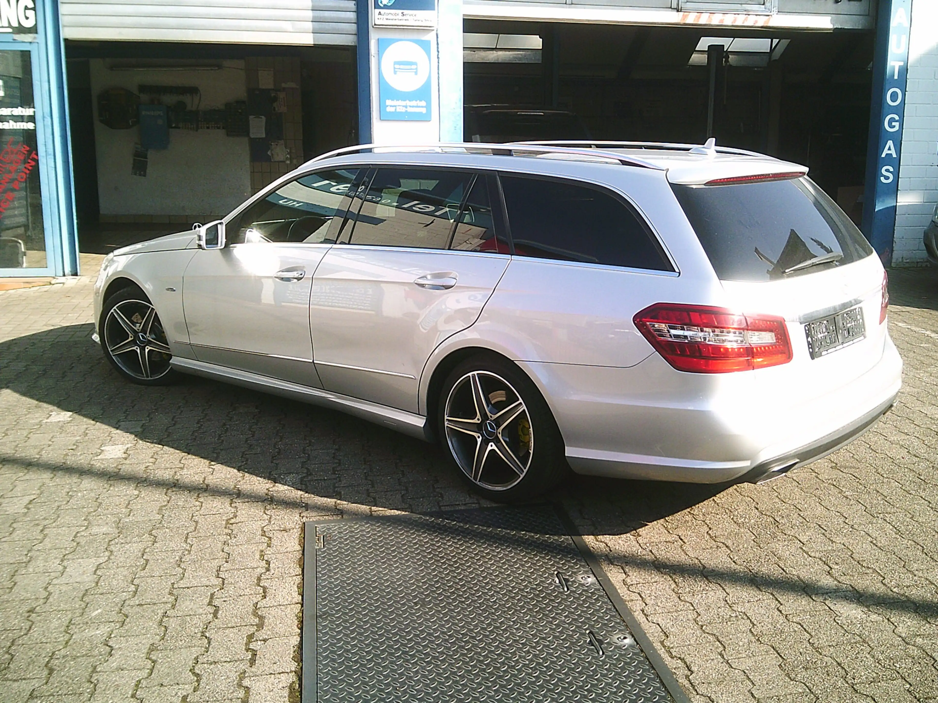 Mercedes-Benz E 350 E 350 CDI 4Matic (212.293) — photo 8