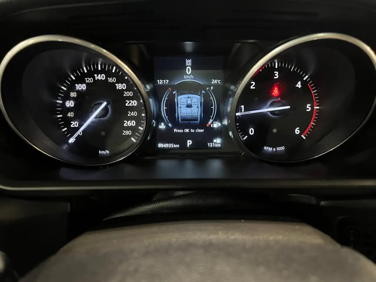Land Rover Range Rover Sport снимка Land Rover Range Rover Sport