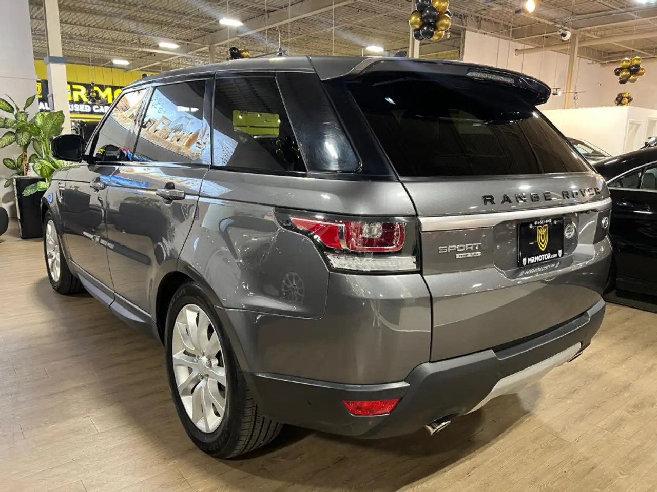 Land Rover Range Rover Sport снимка Land Rover Range Rover Sport