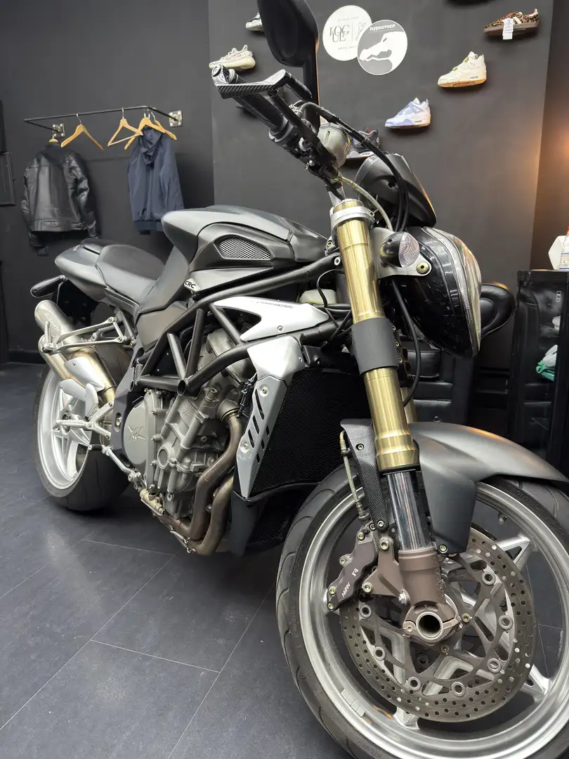 MV Agusta Brutale 750 S - 1