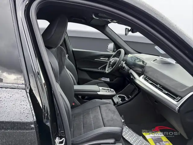 BMW X1 view 10
