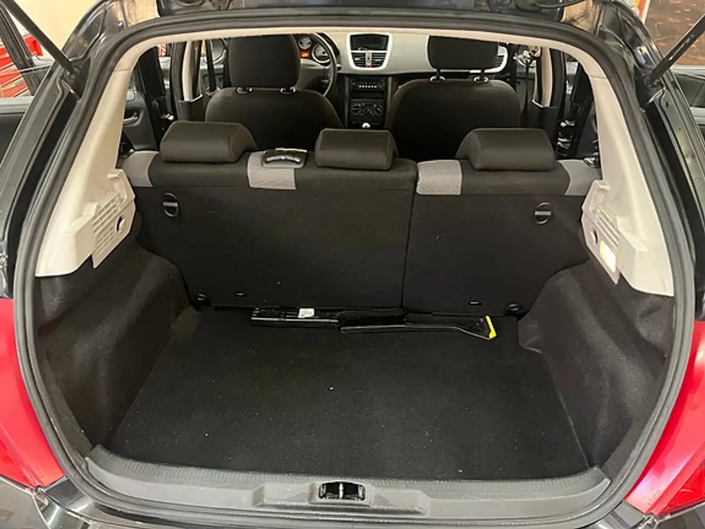 Peugeot 207 207 1.4e 75ch Active - 2