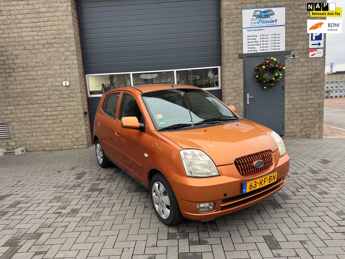 Kia Picanto 1.0 EX Orange - 1