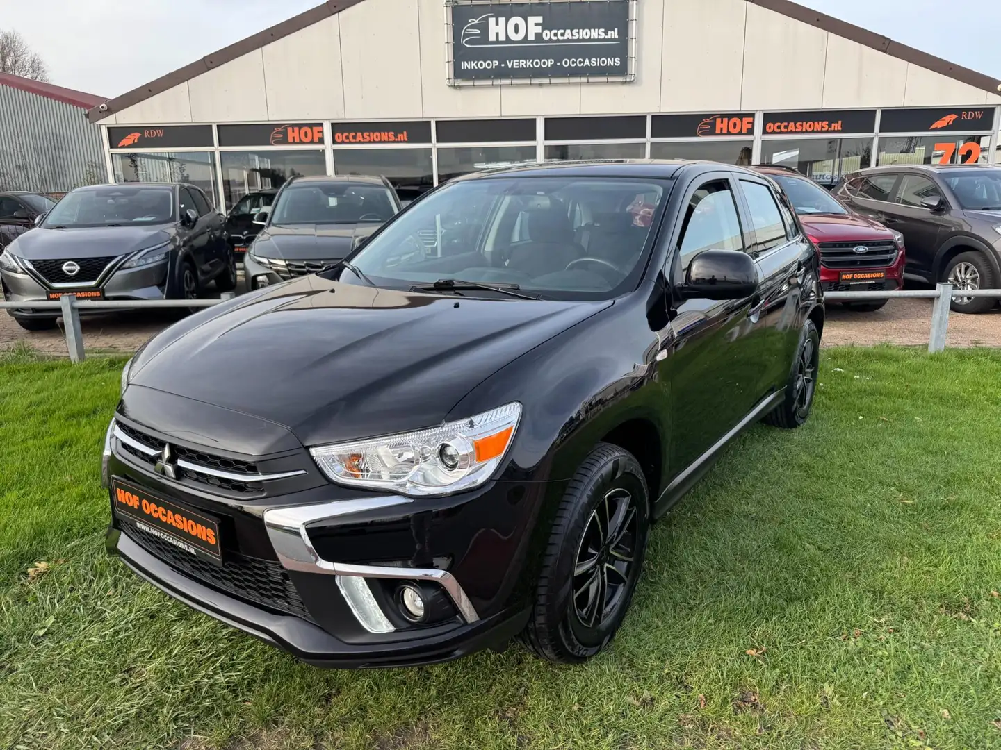 Mitsubishi ASX 1.6 Cleartec Bright+ CARPLAY / STOELVERW. / LED / Noir - 1