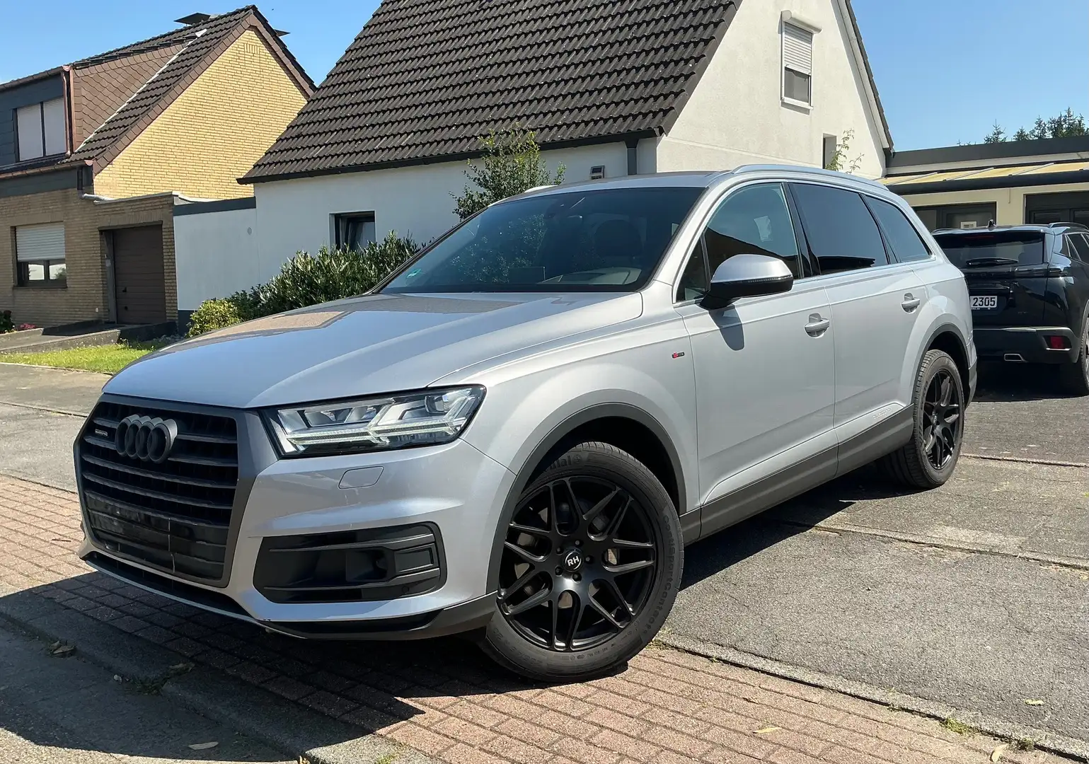 Audi Q7 3.0 TDI quattro S line 2. Hand/PDC/Xen/KAM/AHK Plateado - 1