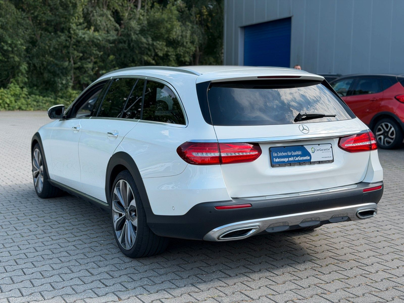 Mercedes-Benz E 400 d E T-Modell 4Matic *All-Terrain *Garantie — photo 12