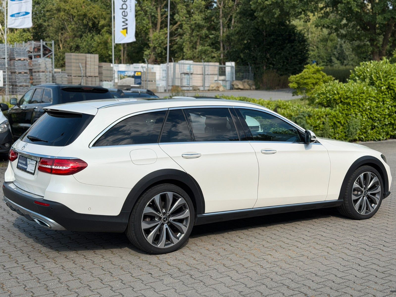 Mercedes-Benz E 400 d E T-Modell 4Matic *All-Terrain *Garantie — photo 11