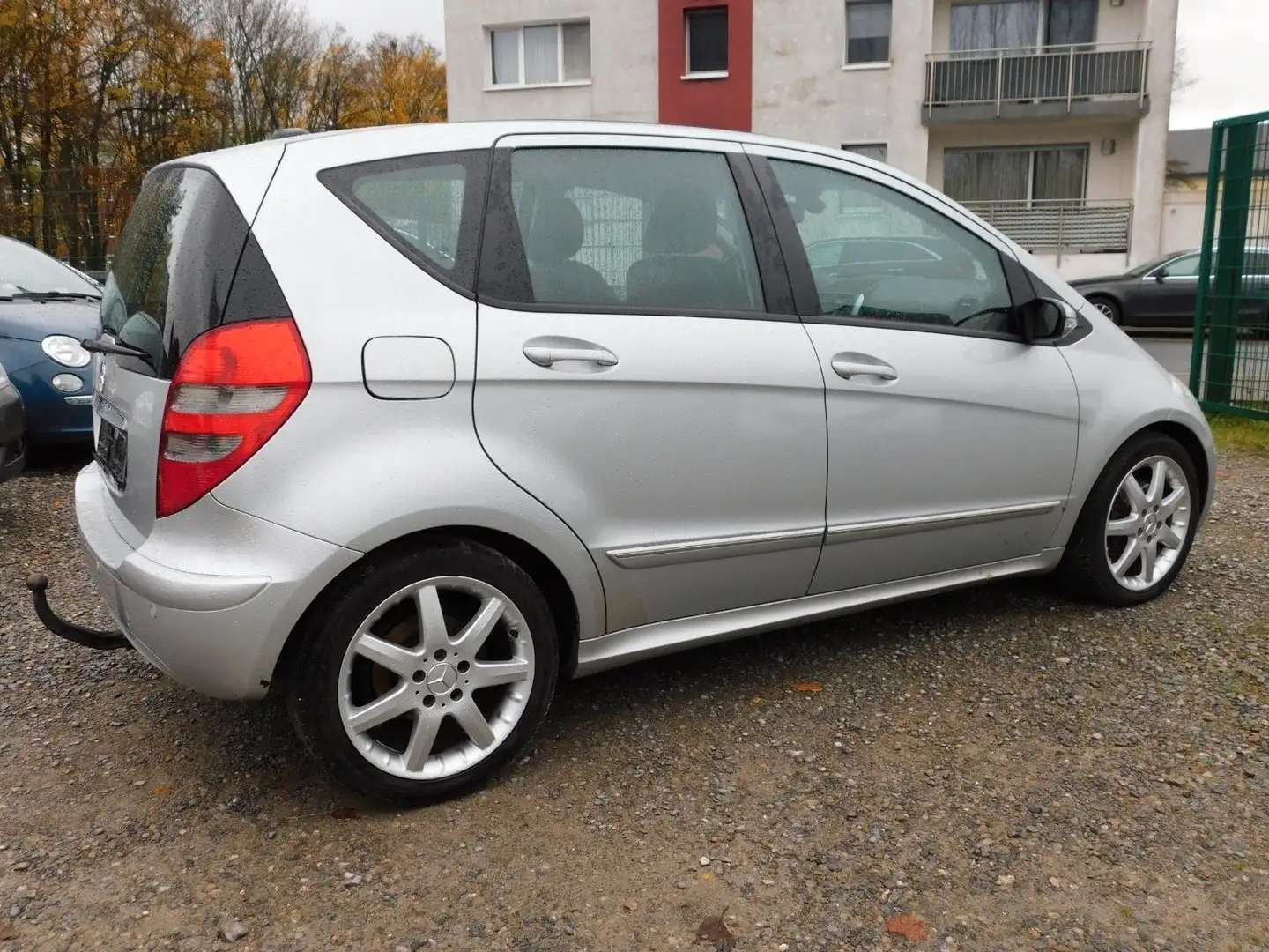 Mercedes-Benz A 200 A -Klasse A 200 Turbo/Leder/Automatik/TUV.11.26 Plateado - 2