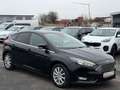 Ford Focus Lim. Titanium/SHZ/NAVI/EURO6 Noir - thumbnail 3