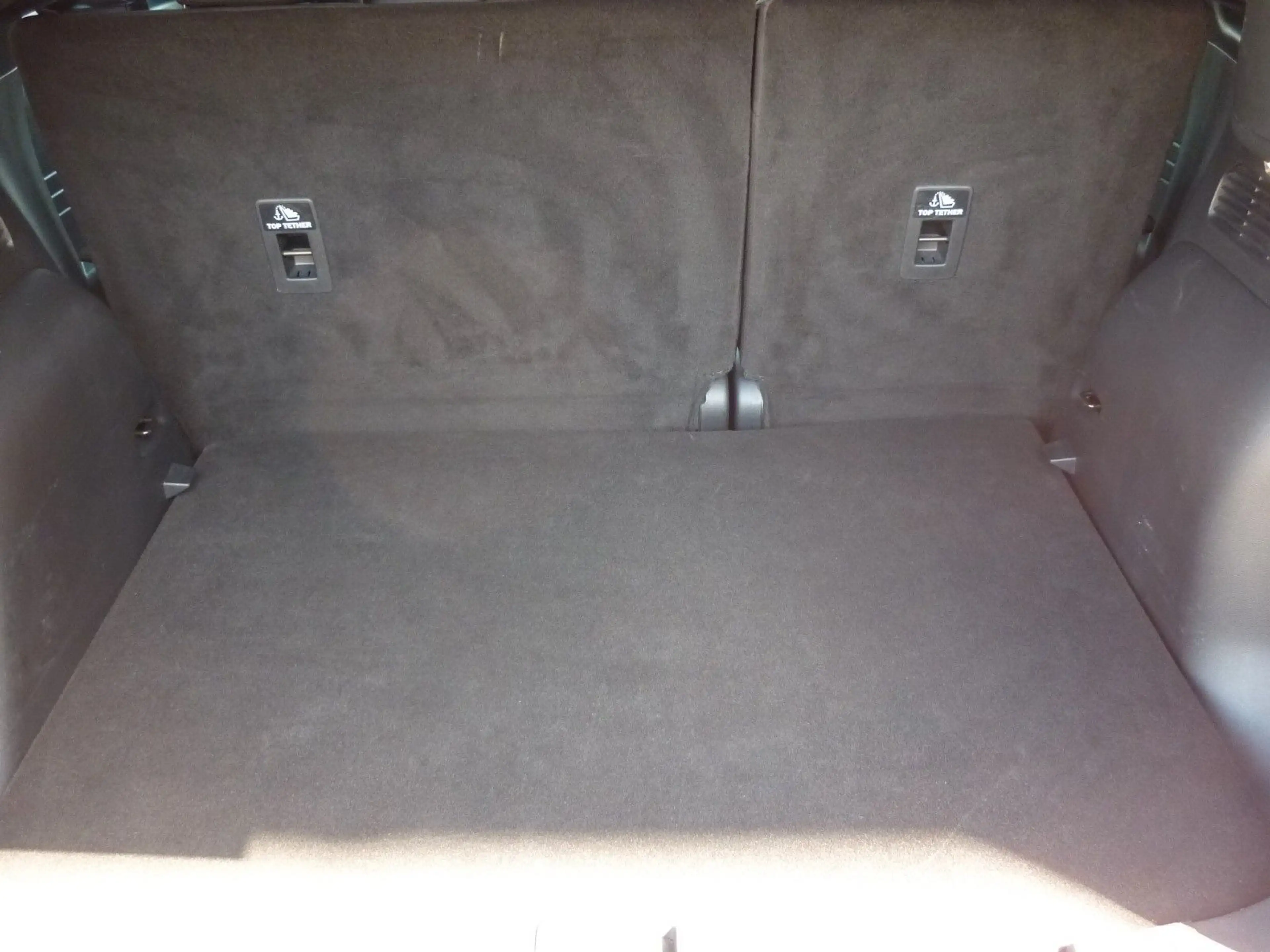Ford Kuga ST-Line — photo 9