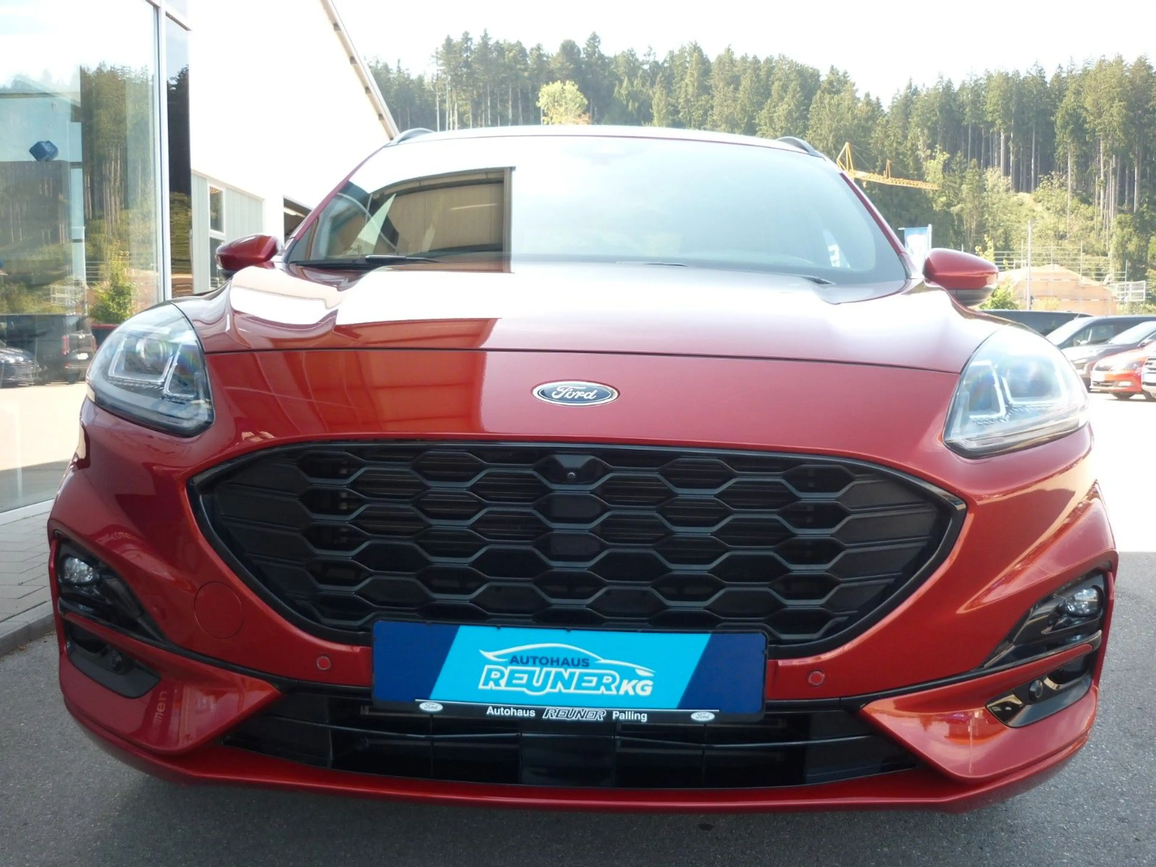 Ford Kuga ST-Line — photo 3