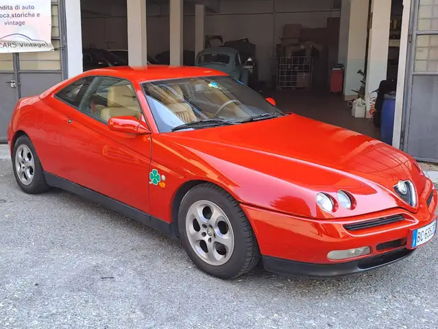 Alfa Romeo GTV 2.0 16v ts Lusso c/pelle Momo