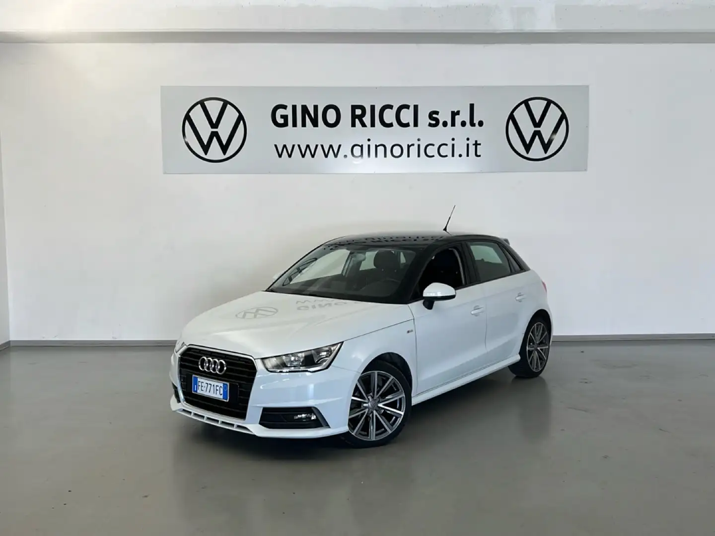 Audi A1 Sportback 1.4 TDI 90cv ultra Admired Blanc - 1