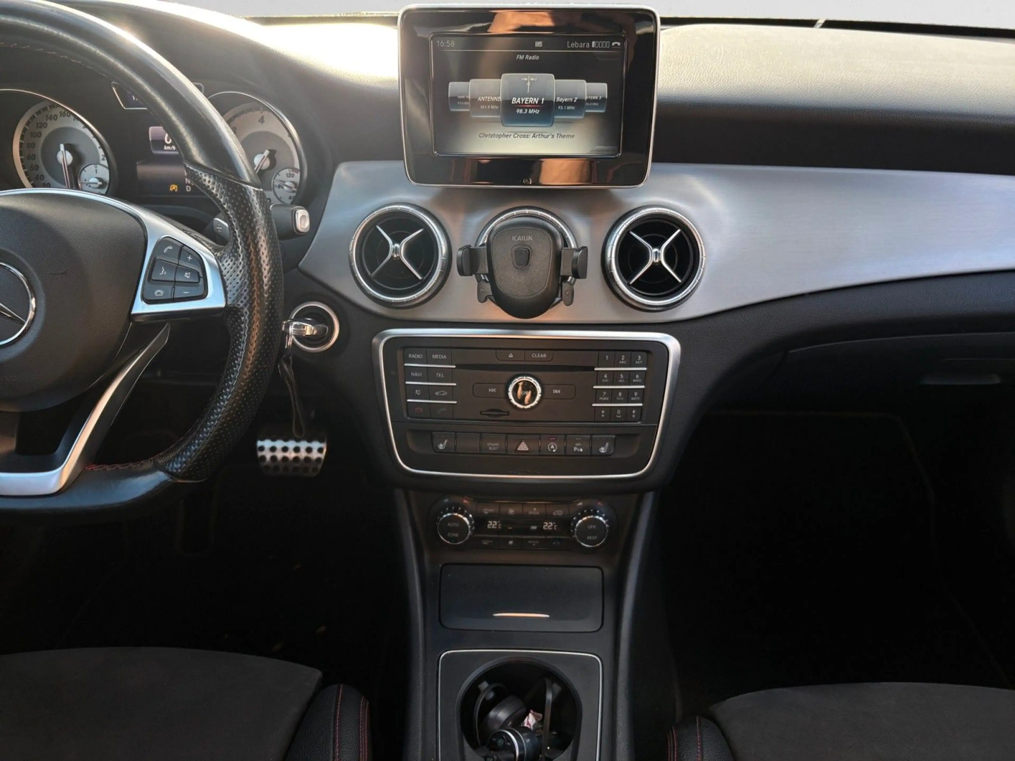 Mercedes-Benz CLA 220 CDI |AMG LINE|LEDER|NAVI|PDC|18´´ — photo 11