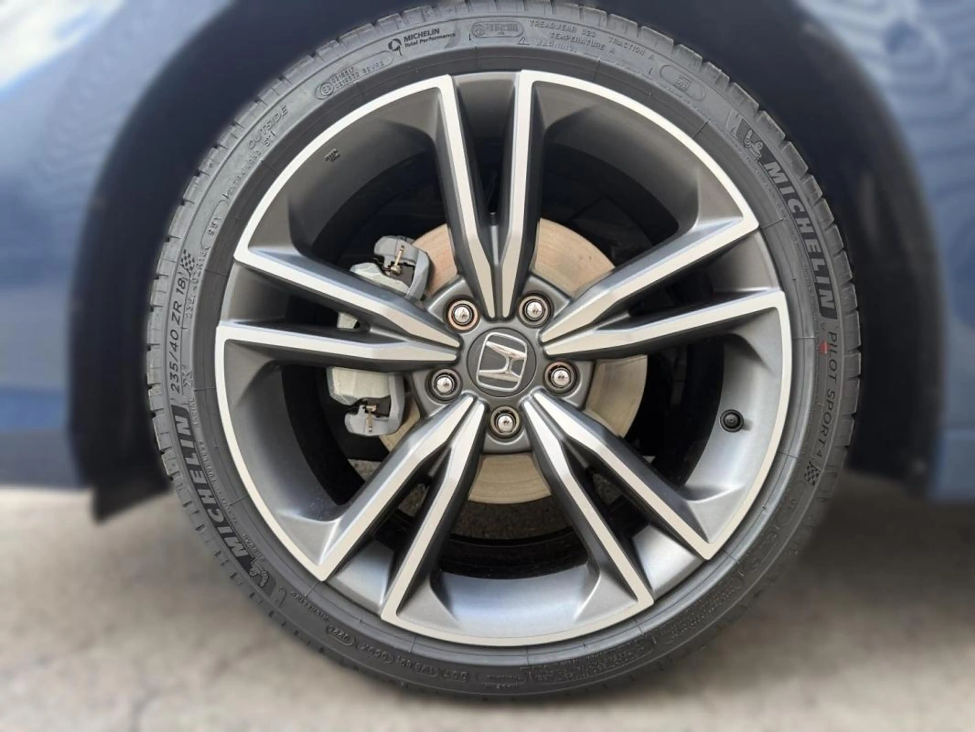 Honda Civic 2.0 i-MMD 184ch e:HEV Advance — photo 8