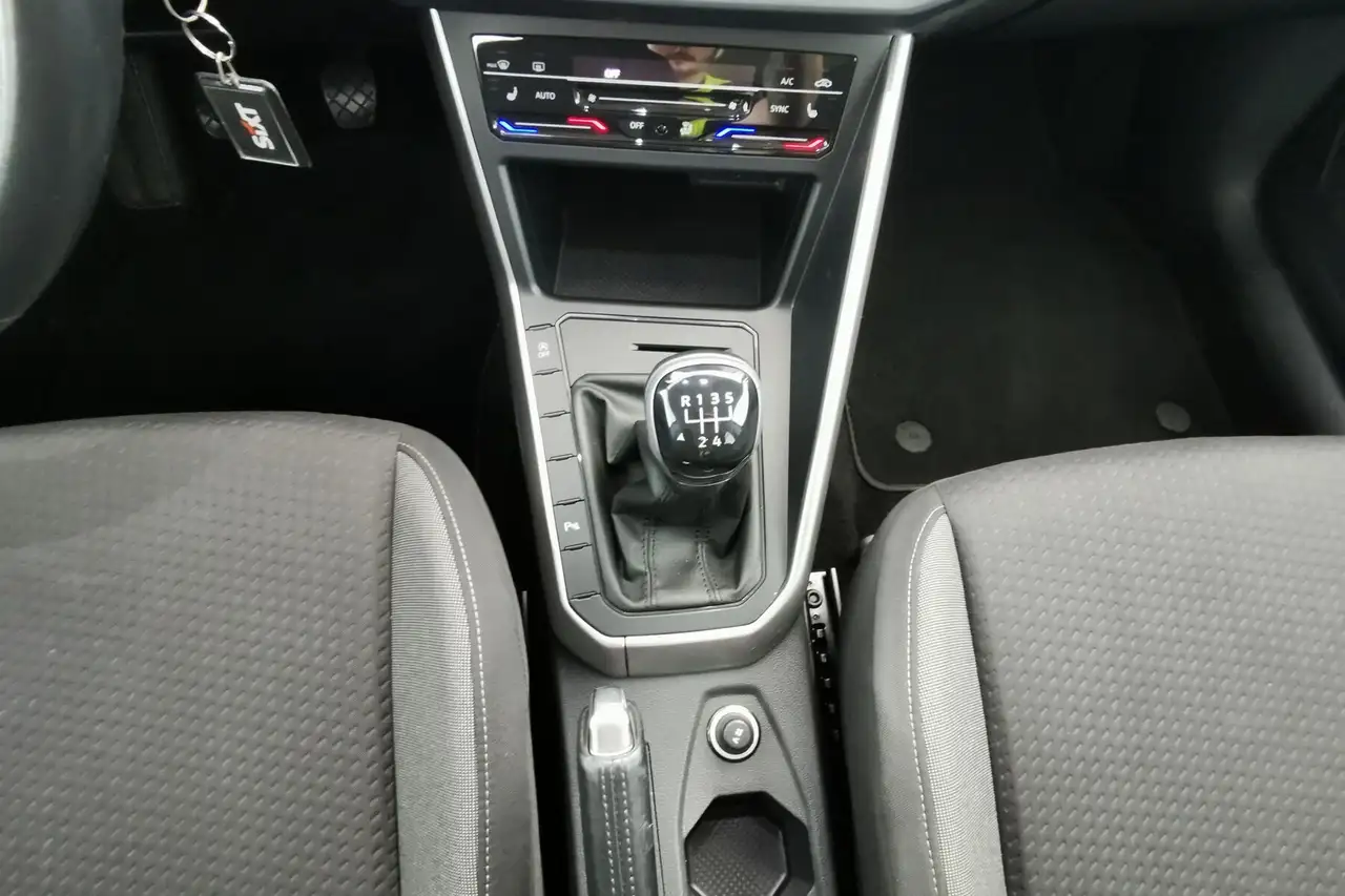 Volkswagen Taigo 1.0 TSI Life NAV|LED|PDC v+h|SHZG|DigCoPro 13