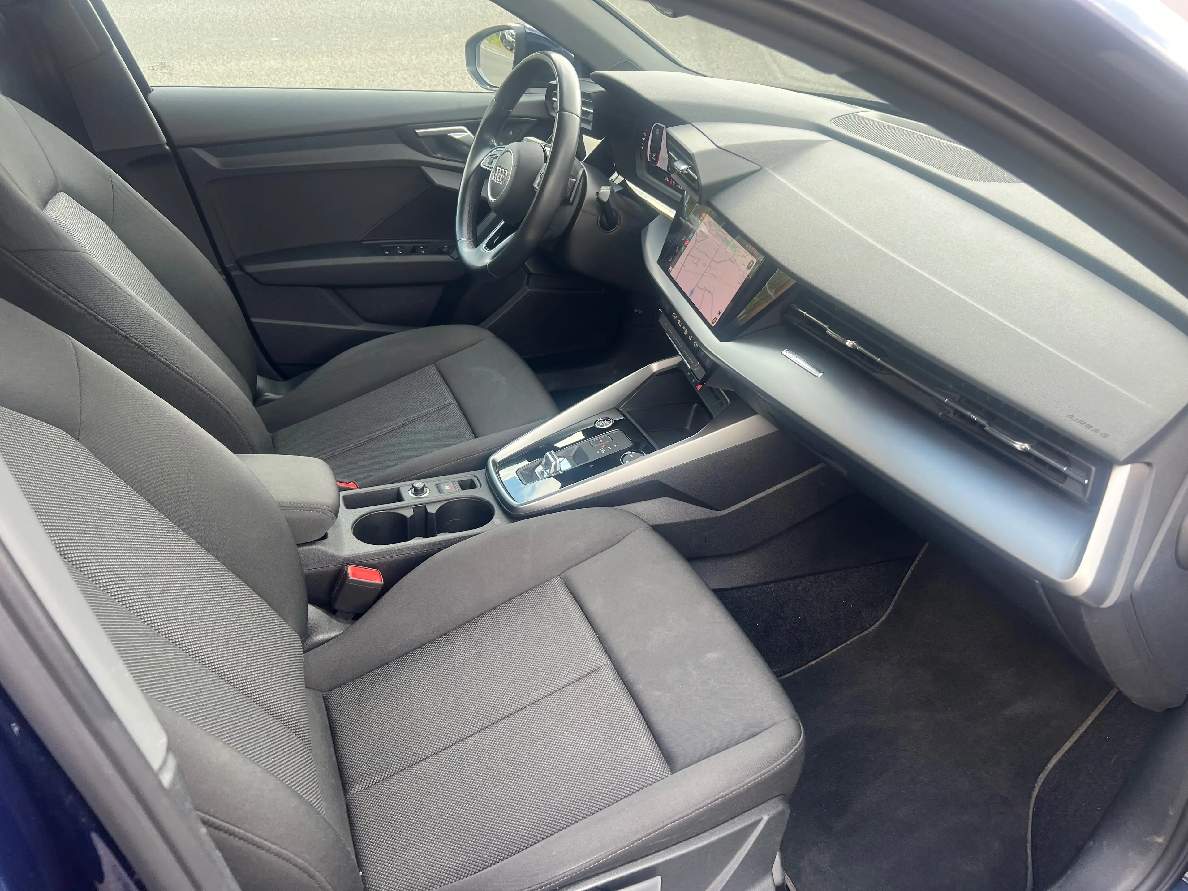 Audi A3 Sportback 30 TFSI Business Édition Advanced S tr GPS CARPLAY 82.000kms AUTOMATIQUE CRÉDIT 100% GARANTIE — photo 12