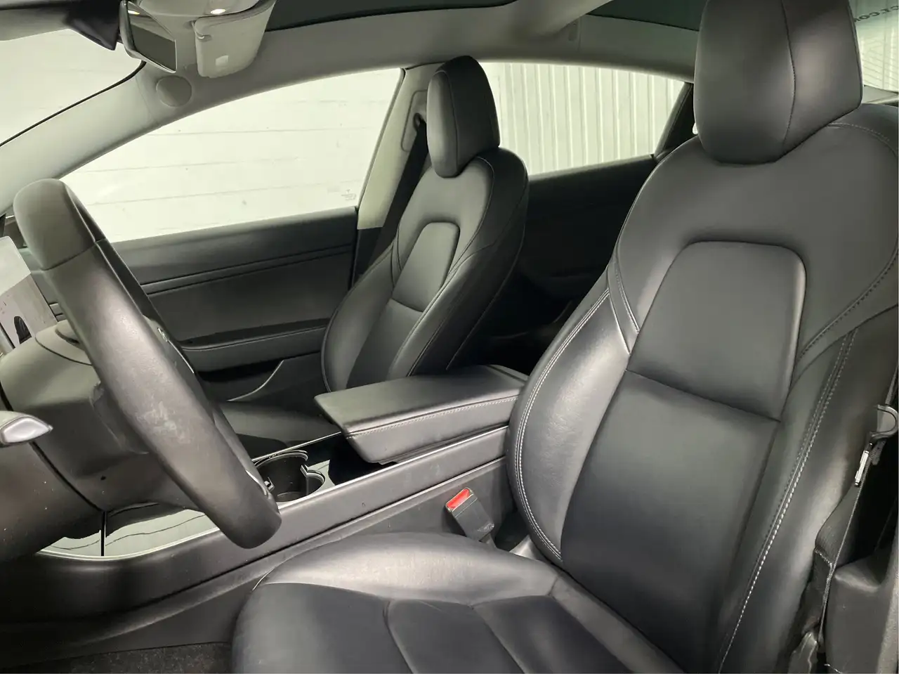 Tesla Model 3 photo Tesla Model 3