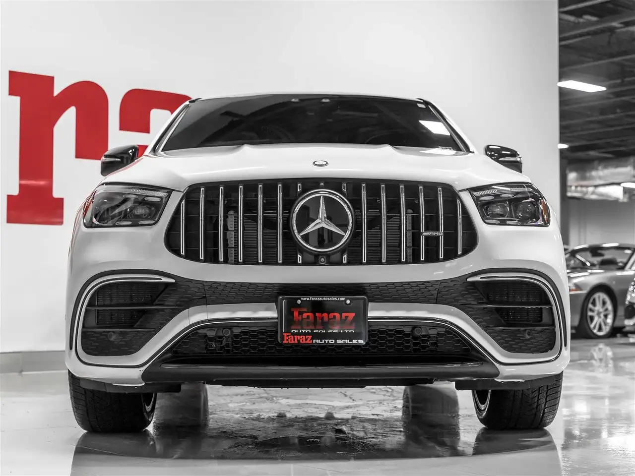 Mercedes-Benz GLE снимка Mercedes-Benz GLE