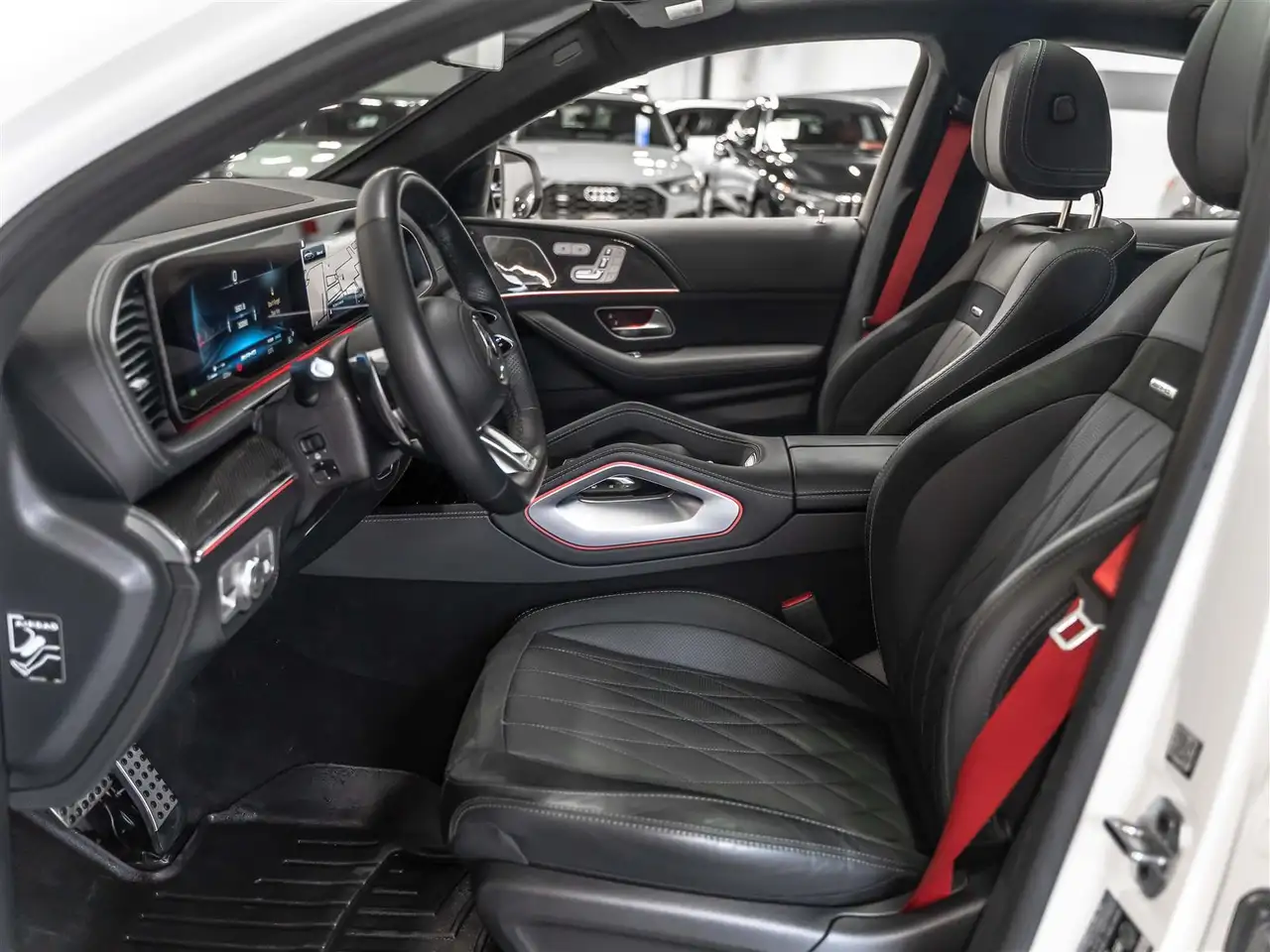 Mercedes-Benz GLE снимка Mercedes-Benz GLE