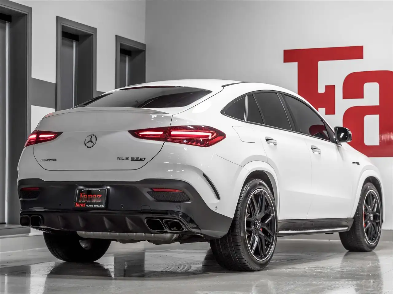 Mercedes-Benz GLE снимка Mercedes-Benz GLE
