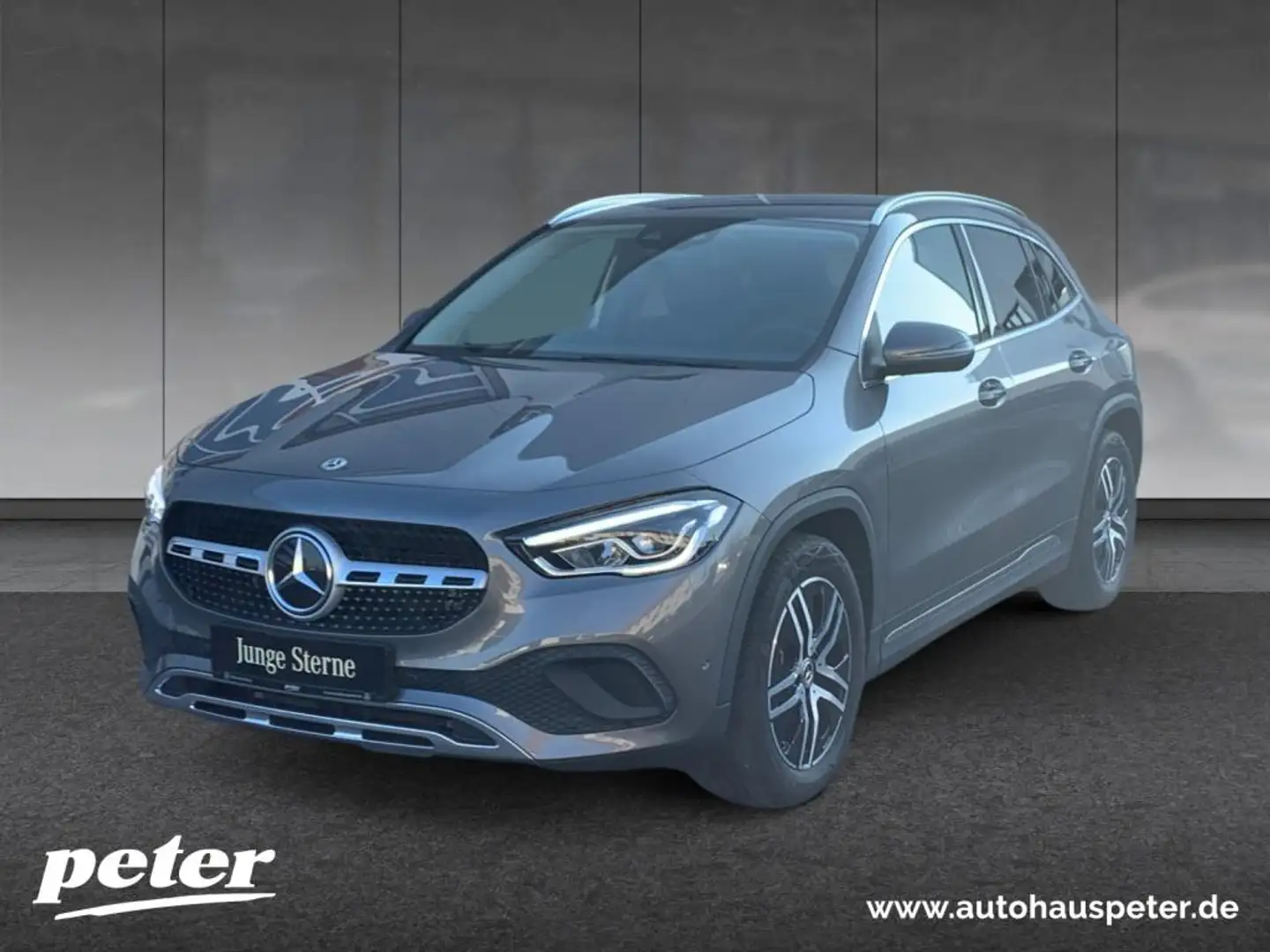 Mercedes-Benz GLA 200 Progressive, AHV Grau - 1