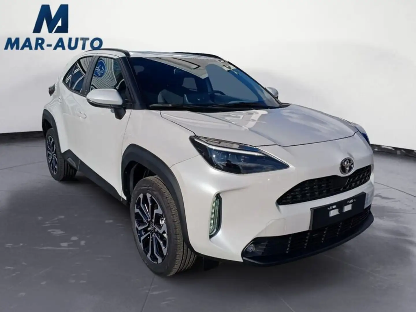 Toyota Yaris Cross 1.5 Hybrid 130 CV 5p.E-CVT AWD-i Trend - 2
