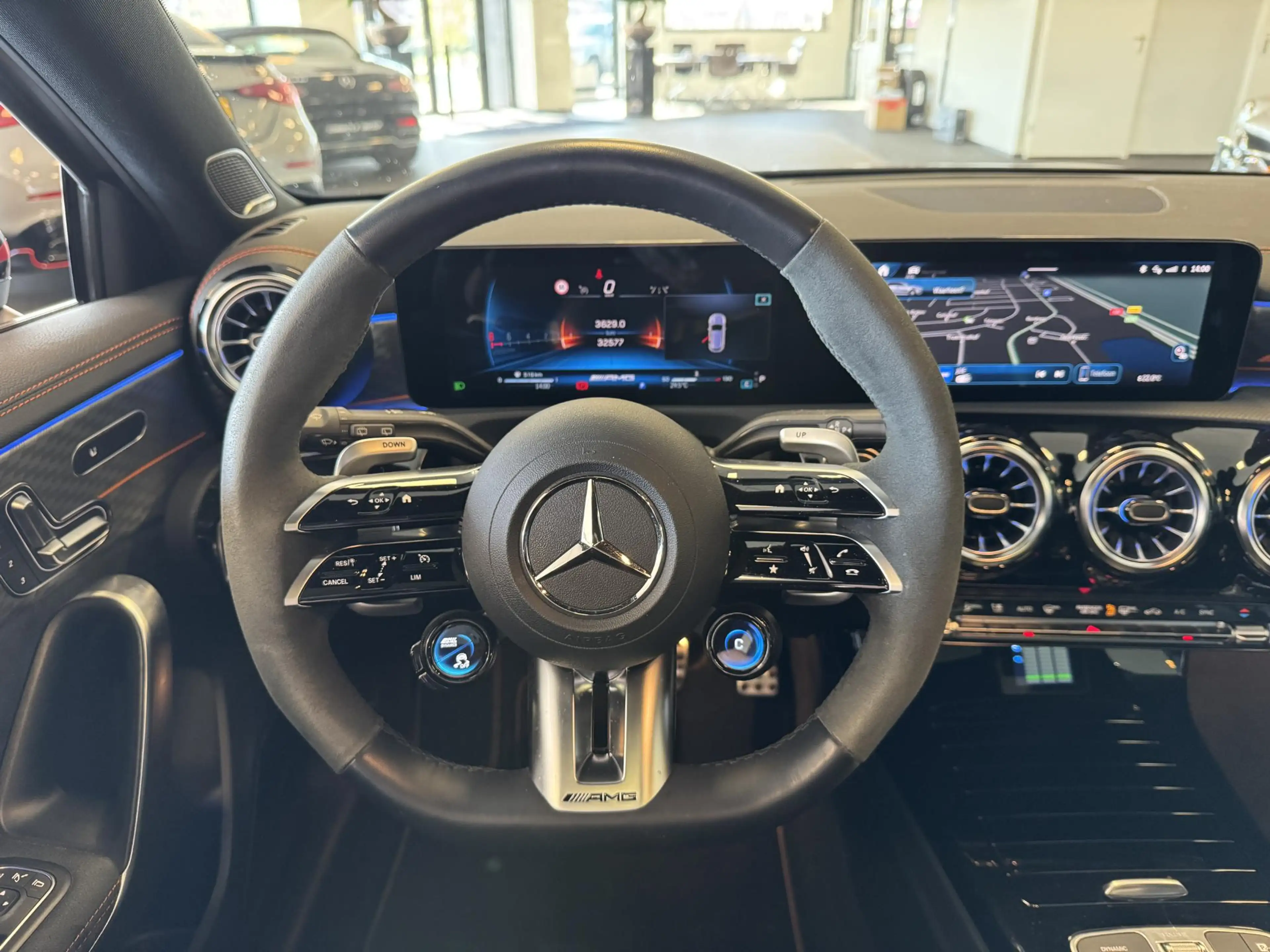 Mercedes-Benz A 45 AMG S 4MATIC+ — photo 13