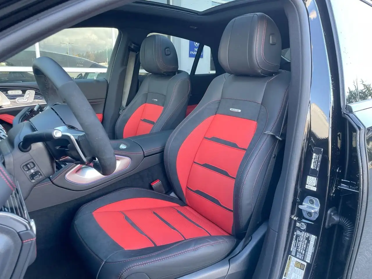 Mercedes-Benz GLE снимка Mercedes-Benz GLE