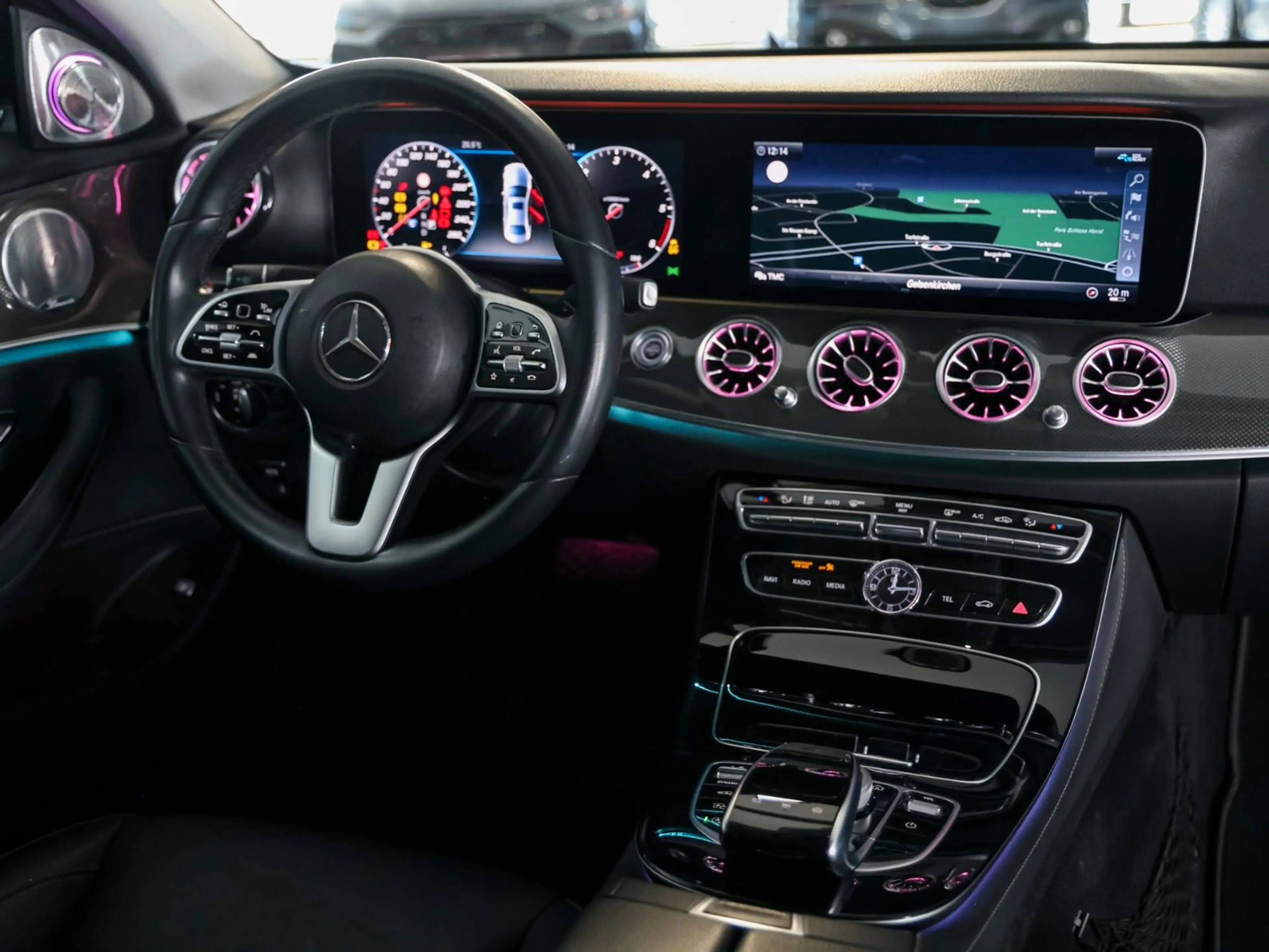 Mercedes-Benz E 220 d LIMO. *HUD-360°-BURMESTER-MEMORY-AMBIENTE — photo 8