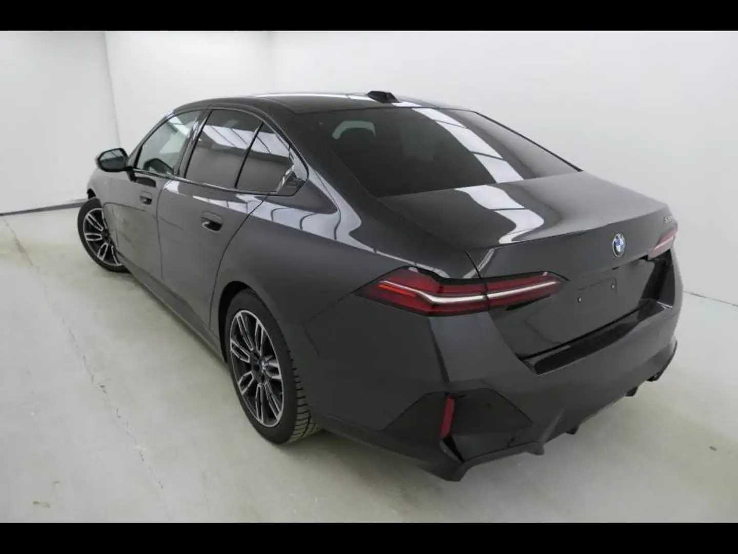 BMW 520 New|Msport|Pano|360Cam|Driving Gris - 2