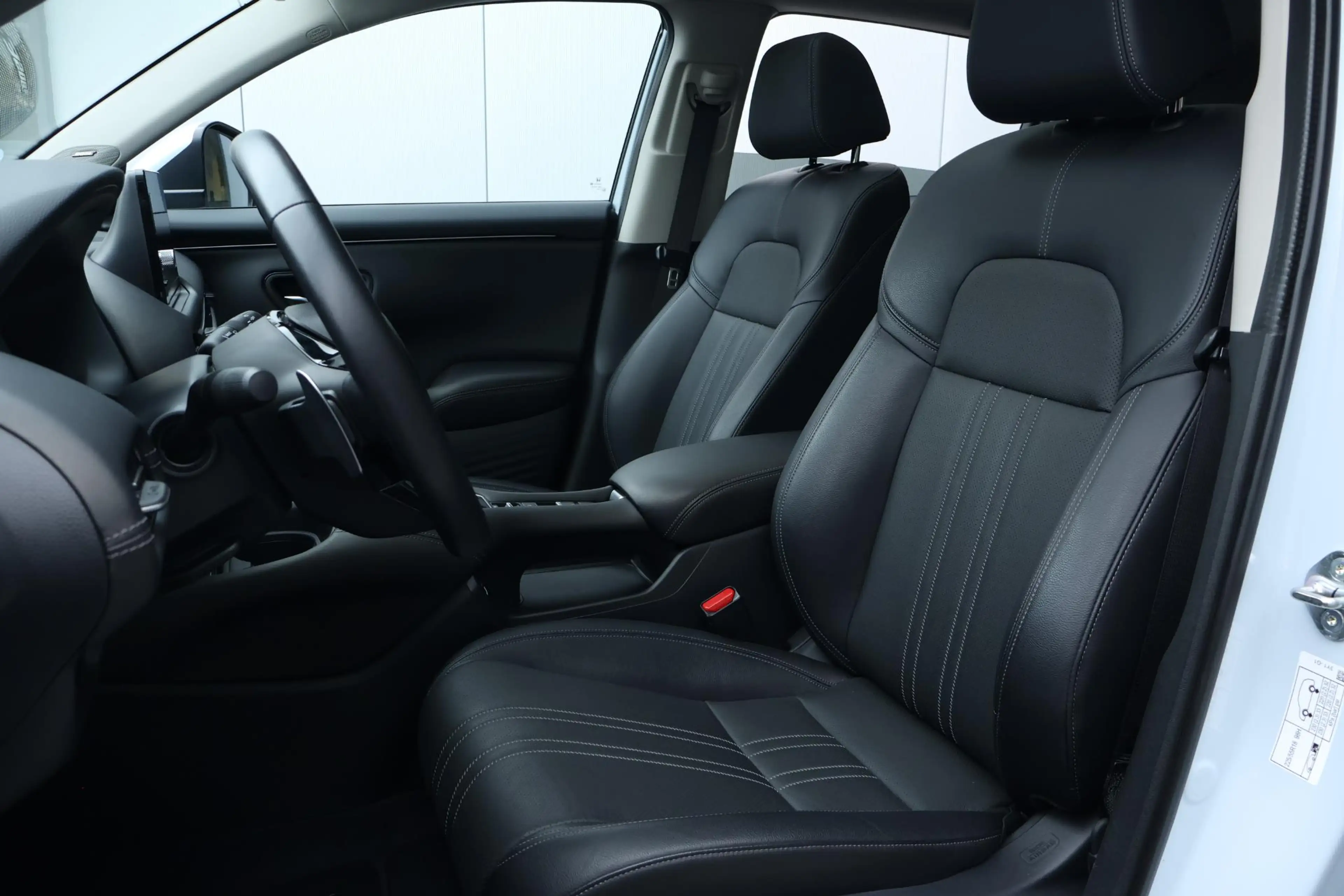 Honda ZR-V 2.0 e:HEV Advance / Pano / Adaptive cruise / DAB — photo 10