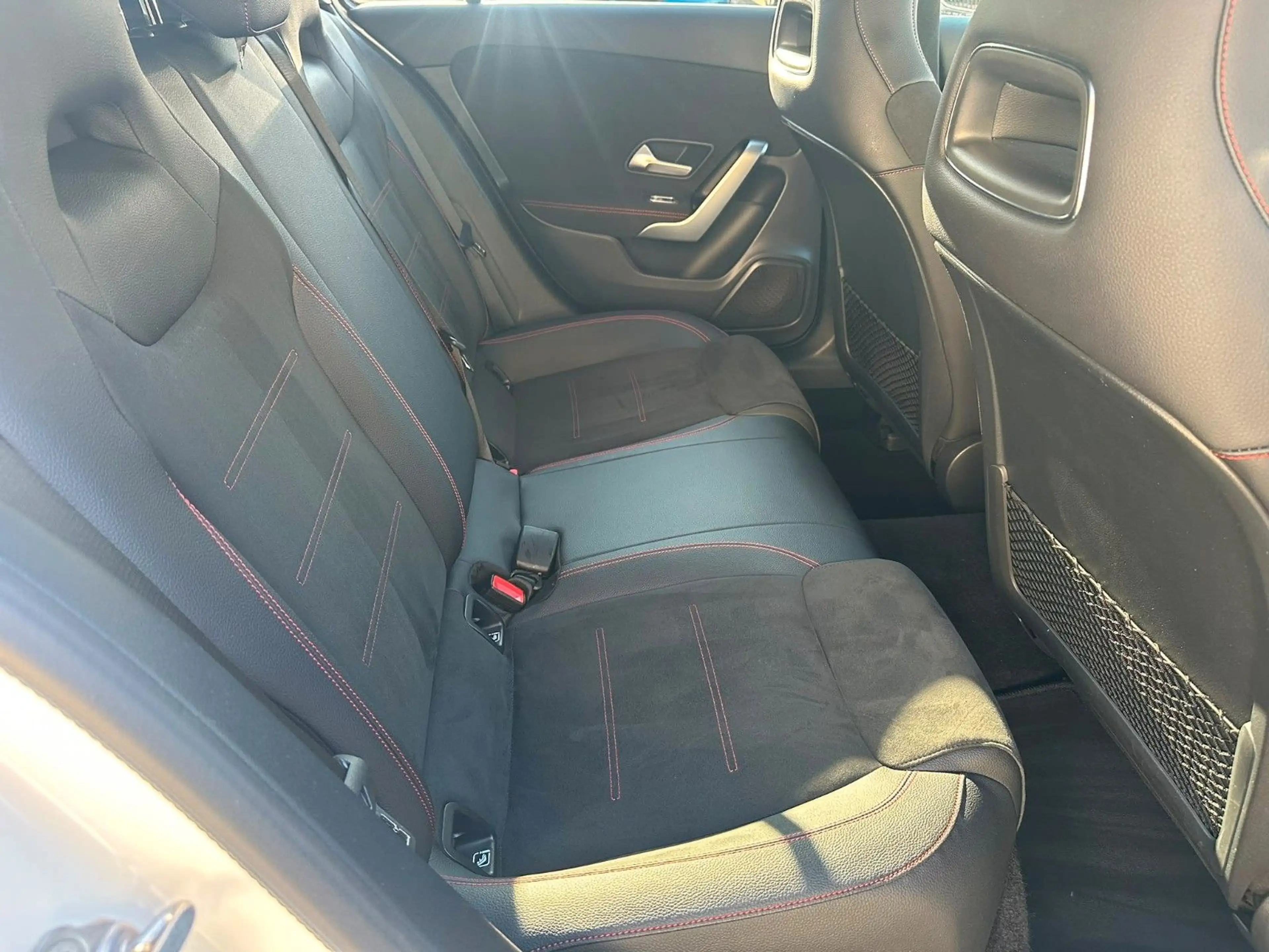 Mercedes-Benz A 250 AMG LINE*LED*VR*ALCAN*SITZHZ*MULTI-BEAM* — photo 11