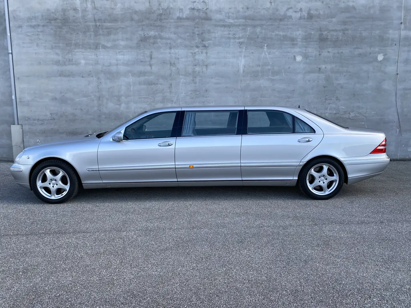 Mercedes-Benz S 600 Pullman *NEUWERTIG* - 1
