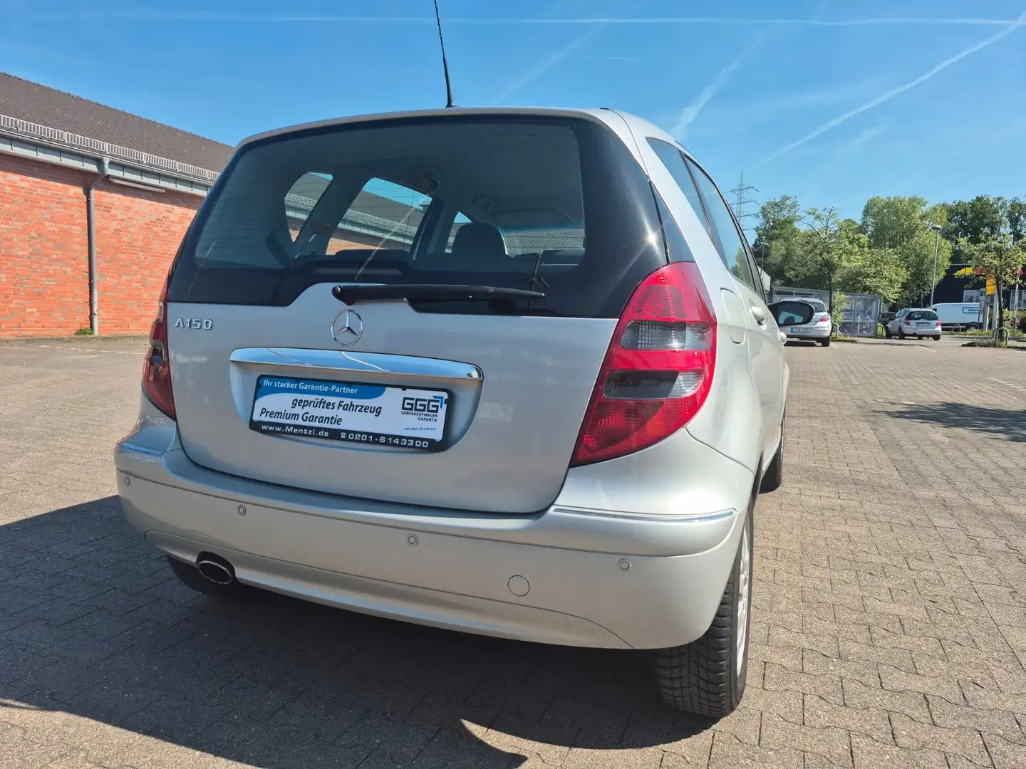 Mercedes-Benz A 150 Automatik Klimaanlage PDC Sitzheizung Zilver - 2