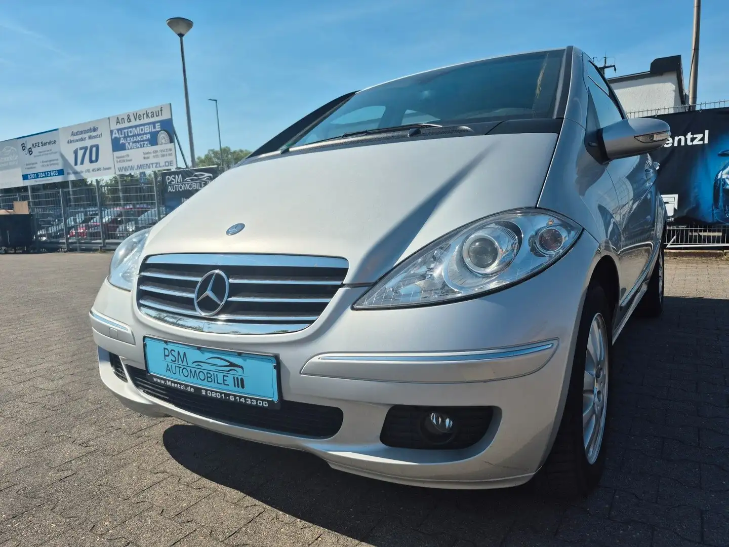 Mercedes-Benz A 150 Automatik Klimaanlage PDC Sitzheizung Zilver - 1