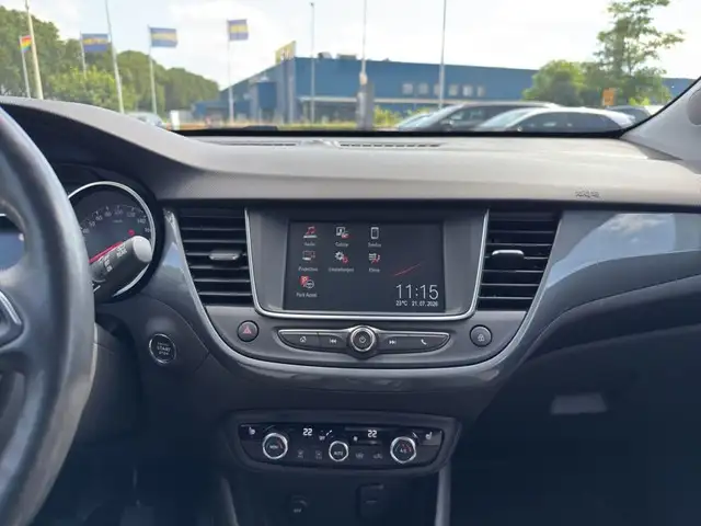 Opel Crossland view 12