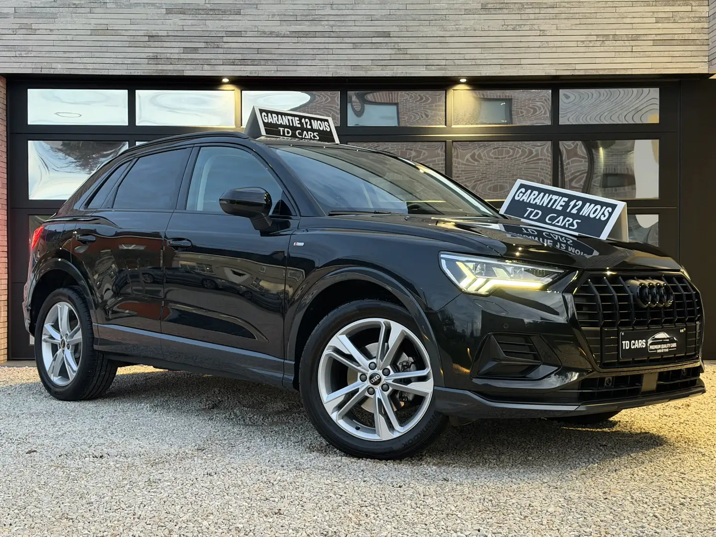 Audi Q3 Q3 35 TFSI S line S tronic⚠️GARANTIE 12 MOIS Siyah - 2