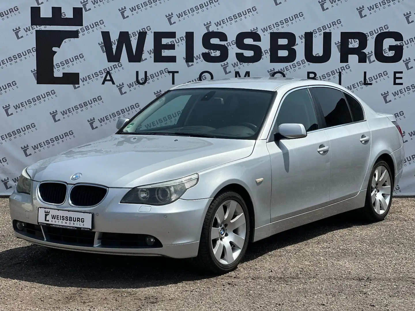 BMW 530 i AHK|XENON|NAVI|KLIMA|SHZ|TEMPOMAT|PDC|MFL Silber - 1