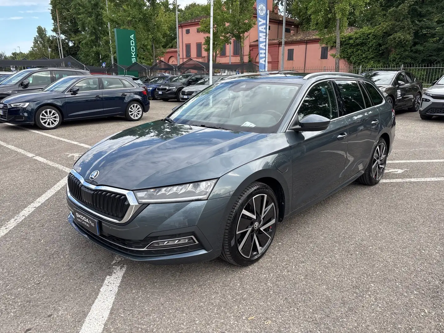 Skoda Octavia Wagon 1.4 TSI Plug-In Hybrid DSG Style Grey - 1