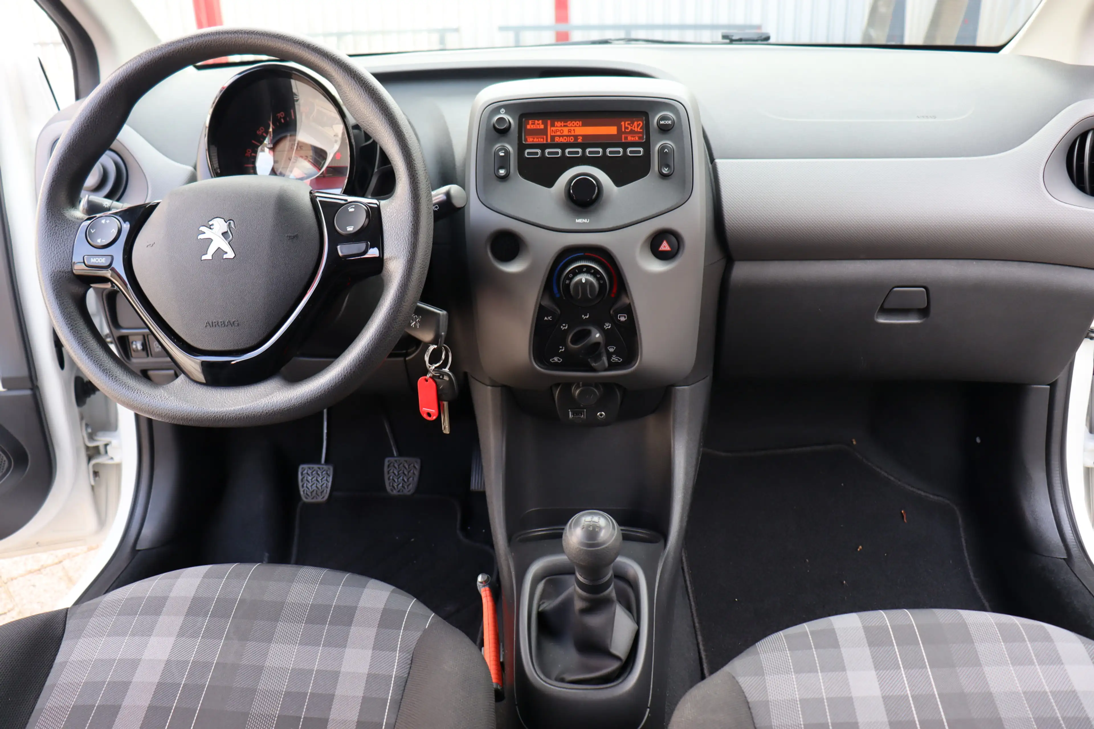 Peugeot 108 1.0 e-VTi Active O.a: Airco, Bluetooth, Phone, Rij — photo 3