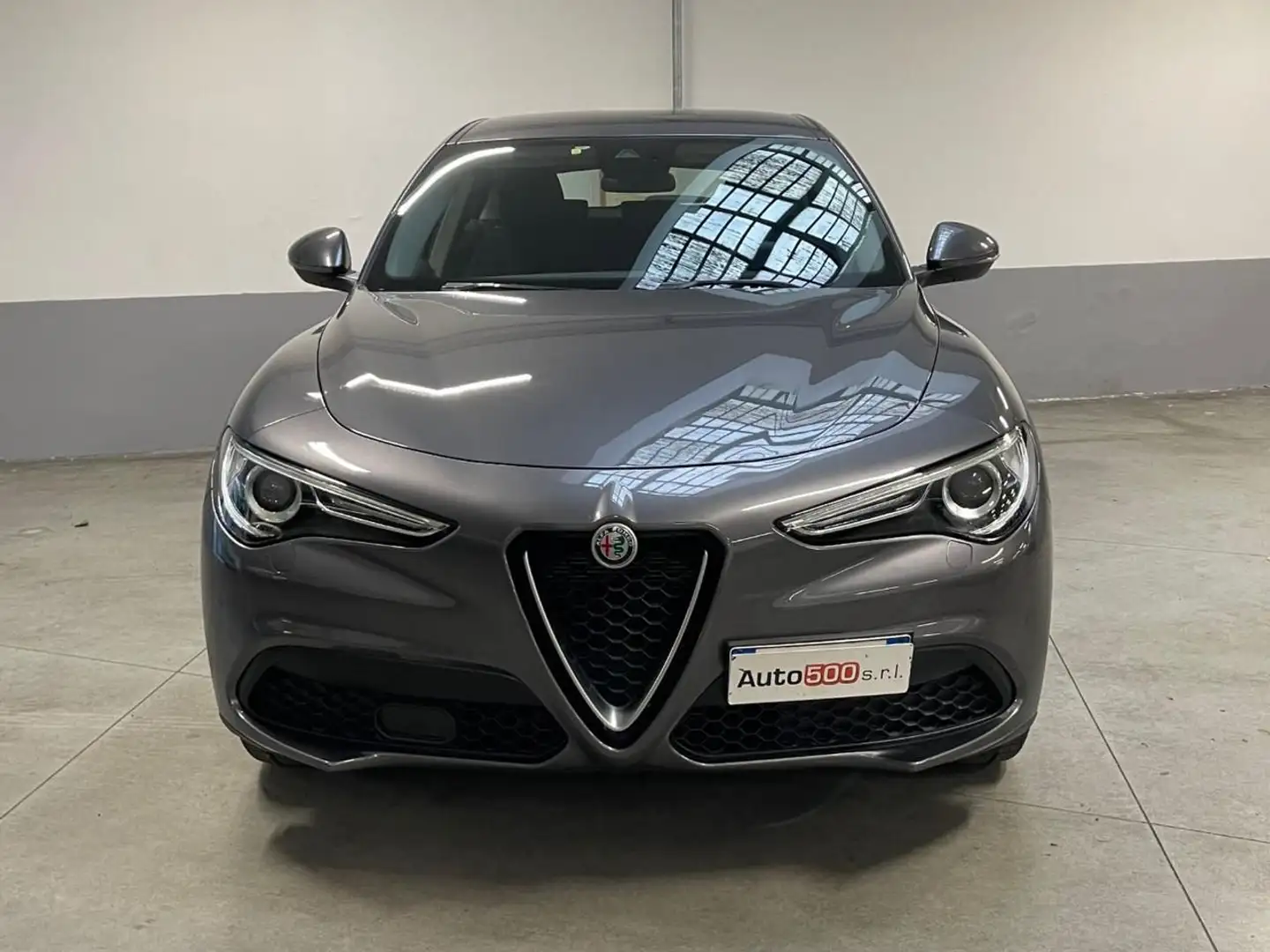 Alfa Romeo Stelvio 2.2 Turbodiesel 160 CV AT8 RWD Business Grau - 1