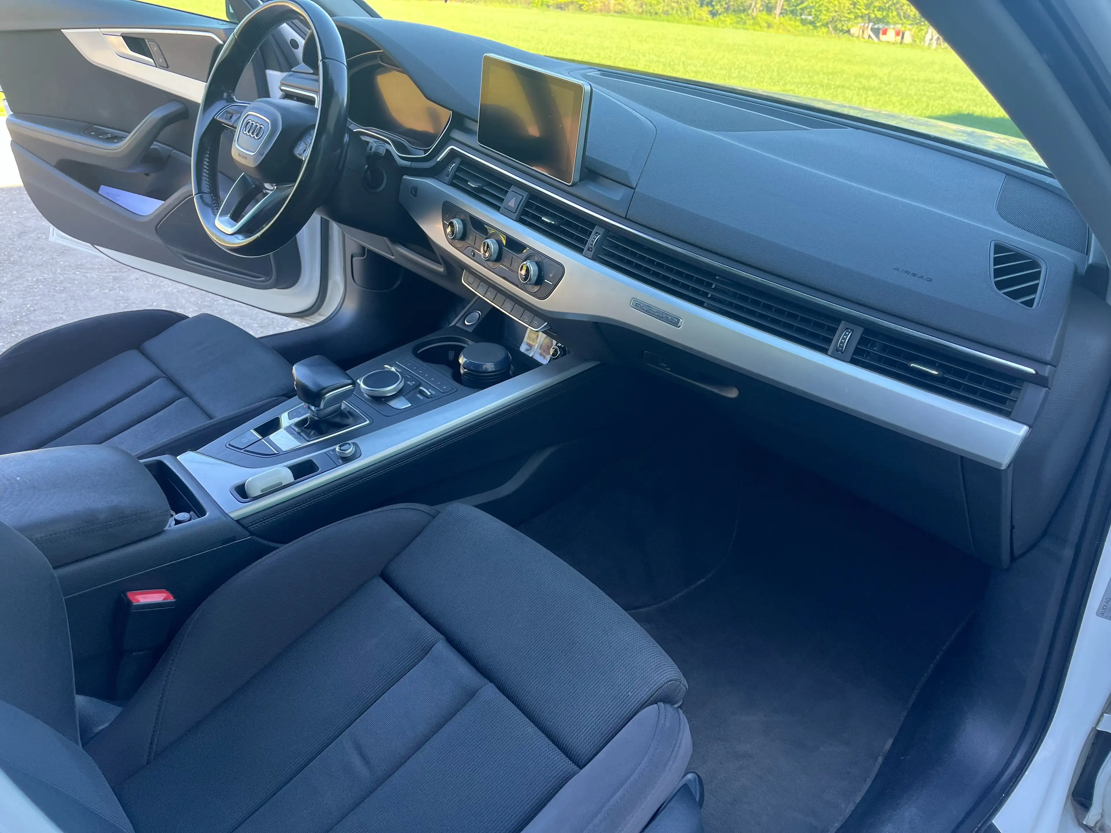Audi A4 allroad basis — photo 10