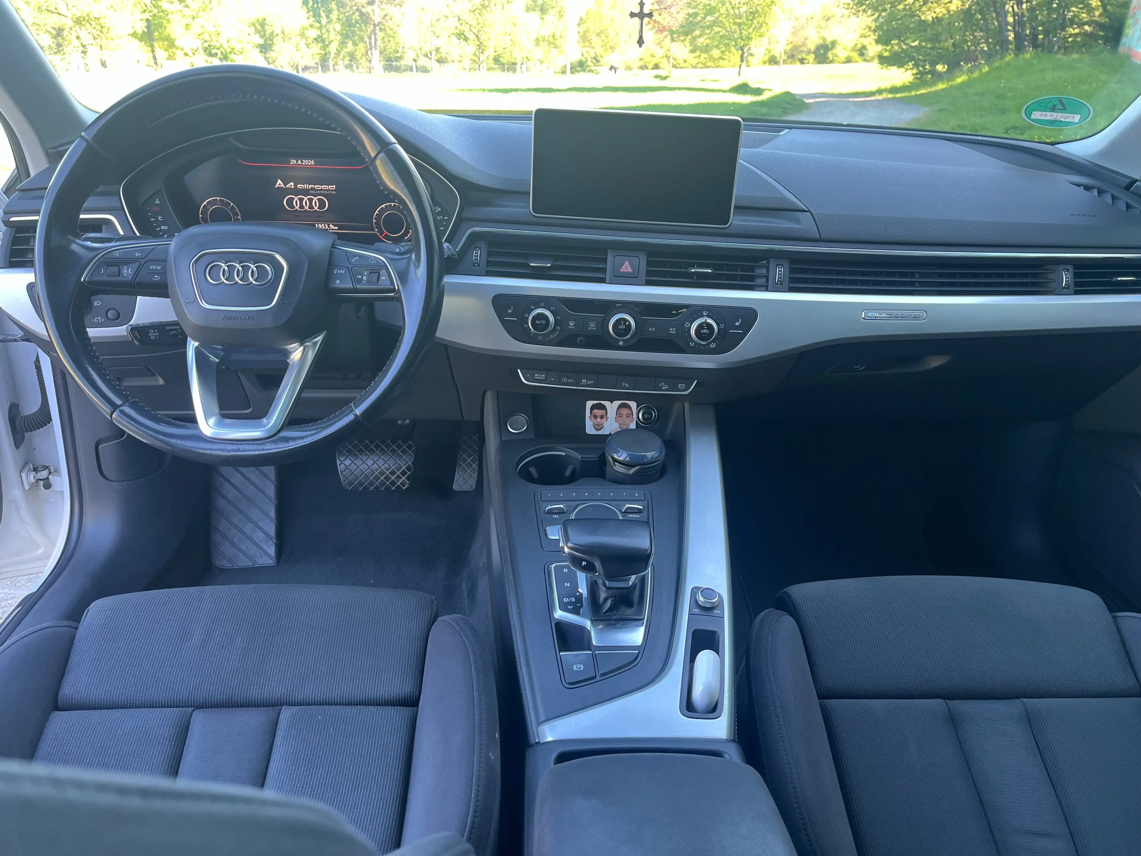 Audi A4 allroad basis — photo 9