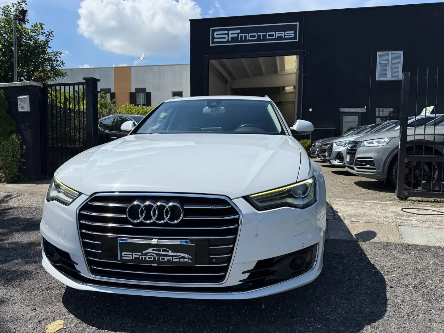 Audi A6 Avant 2.0 TDI 190 CV ultra S tronic Business Plus Blanc - 1